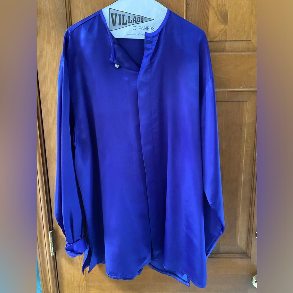 Blue shirt satin (Men’s)